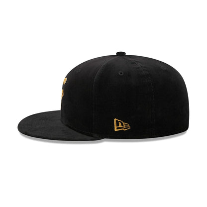 Pictured is this New Era 59FIFTY Day 59FIFTY Fitted cap in black. 6