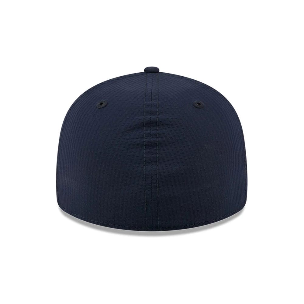 Pictured is this New Era 59FIFTY Day Seersucker Retro Crown 59FIFTY Fitted cap in navy. 6