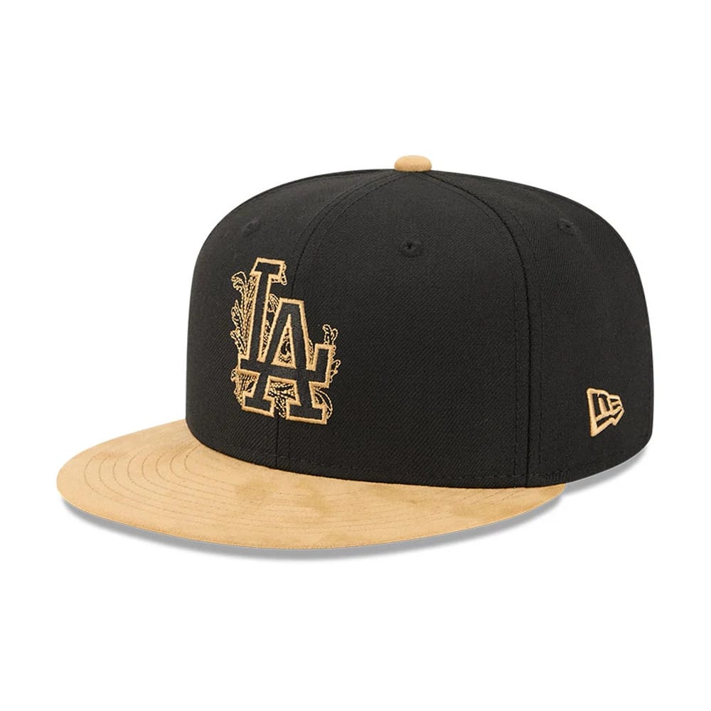 Pictured is this MLB 59FIFTY Day Fauna LA Dodgers 59FIFTY Fitted cap in black. 1