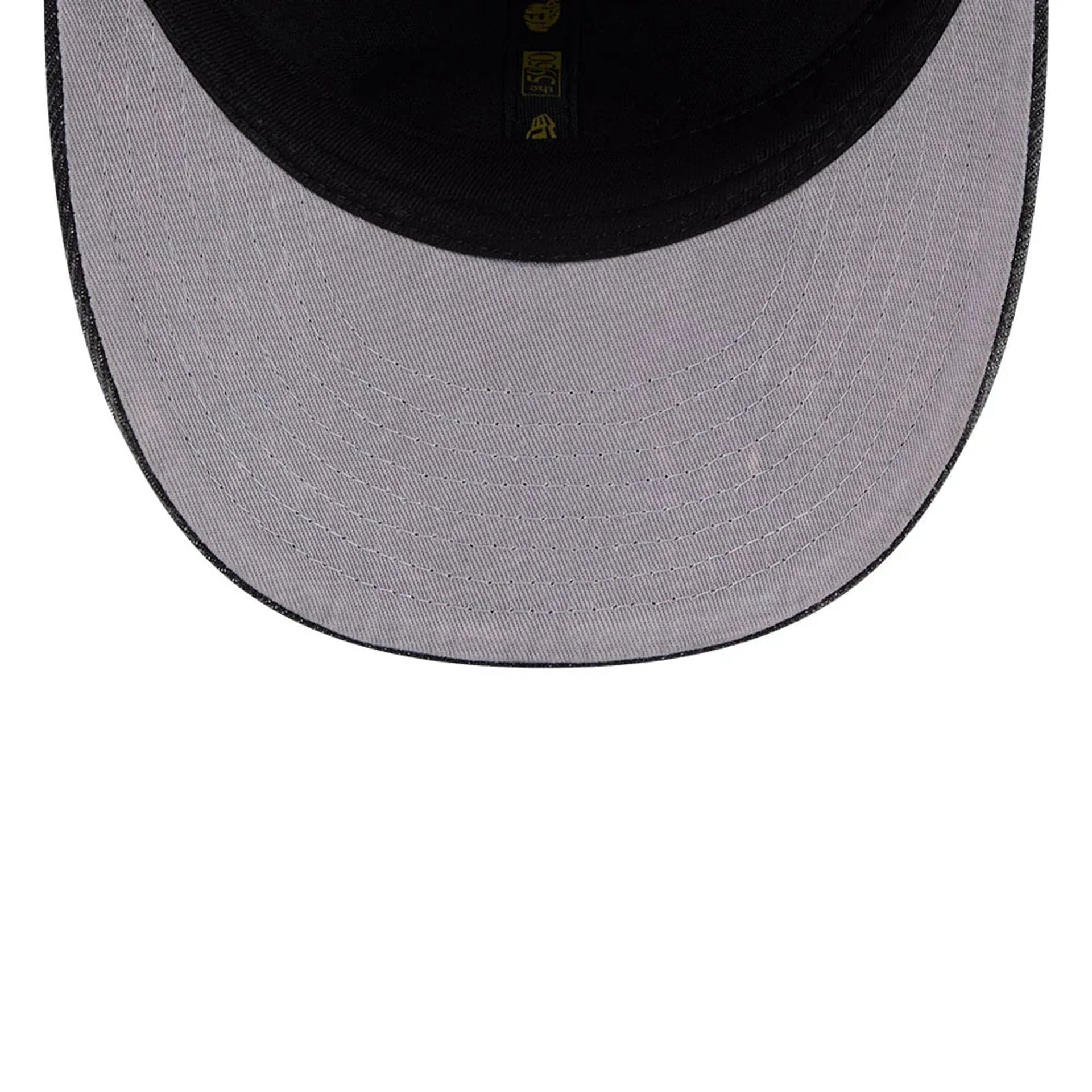 Pictured is this MLB 59FIFTY Day LA Dodgers Low Profile 59FIFTY Fitted cap in black. 2