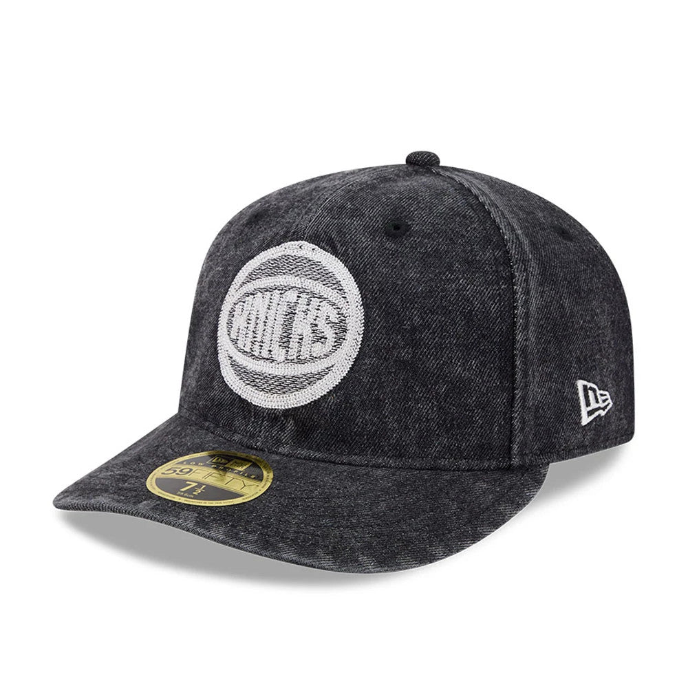 Pictured is this NBA 59FIFTY Day New York Knicks Low Profile 59FIFTY Fitted cap in black. 1