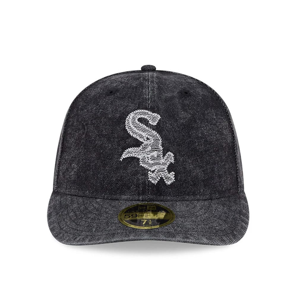 Pictured is this MLB 59FIFTY Day Chicago White Sox Low Profile 59FIFTY Fitted cap in black. 3
