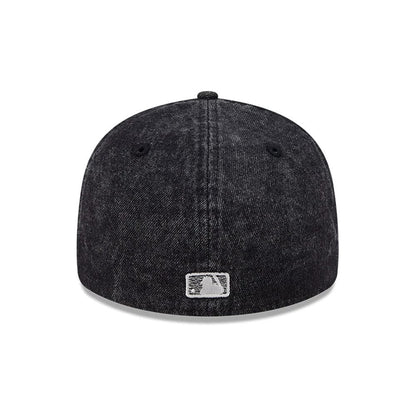 Pictured is this MLB 59FIFTY Day Chicago White Sox Low Profile 59FIFTY Fitted cap in black. 5