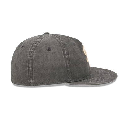 Pictured is this MLB 59FIFTY Day Chicago White Sox Retro Crown 59FIFTY Fitted cap in black. 7