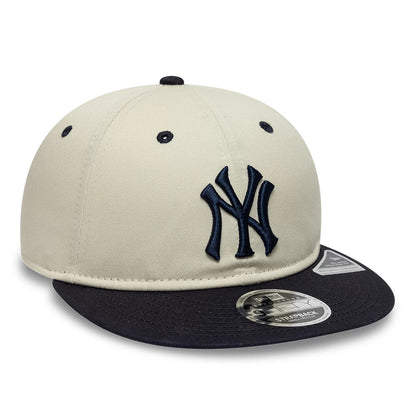 Pictured is this MLB New York Yankees Retro Crown 9FIFTY cap in light beige. 4