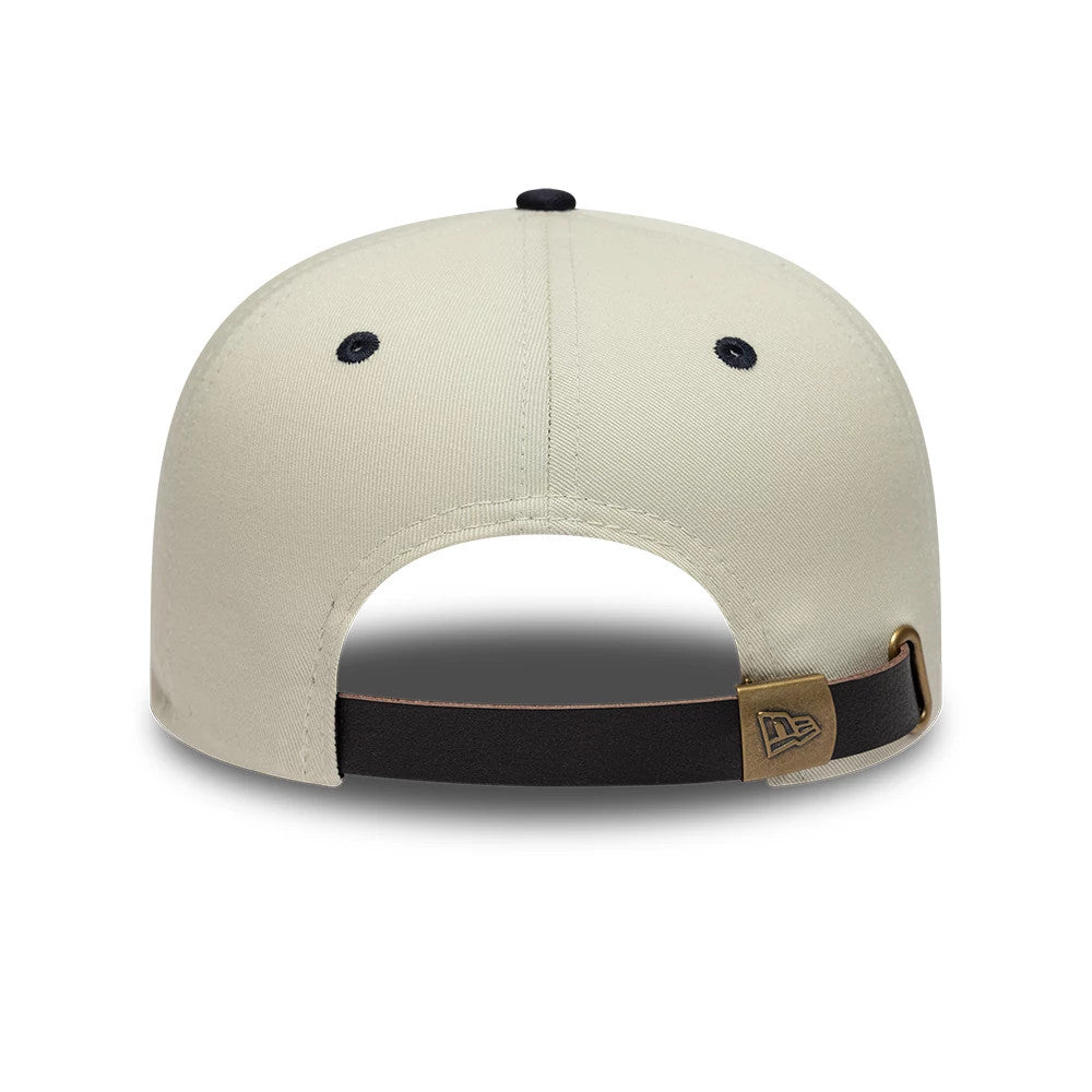 Pictured is this MLB New York Yankees Retro Crown 9FIFTY cap in light beige. 2