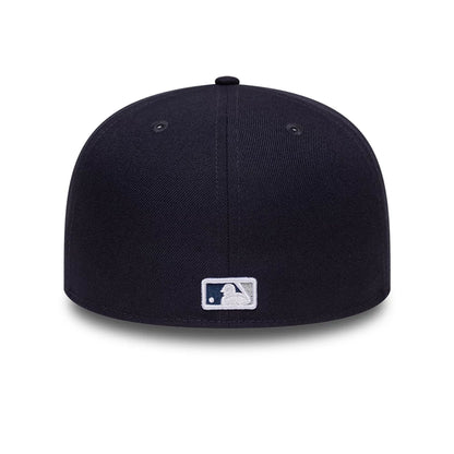 Pictured is this MLB Emblem New York Yankees 59FIFTY Fitted cap in navy. 6