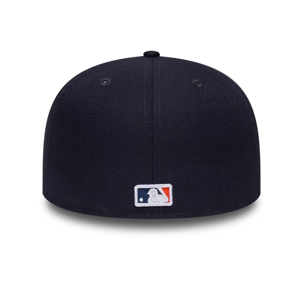 Pictured is this MLB Emblem Detroit Tigers 59FIFTY Fitted cap in navy. 6