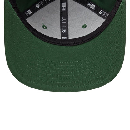 Pictured is this MLB League Essential New York Yankees 9FIFTY Snapback cap in dark green. 5