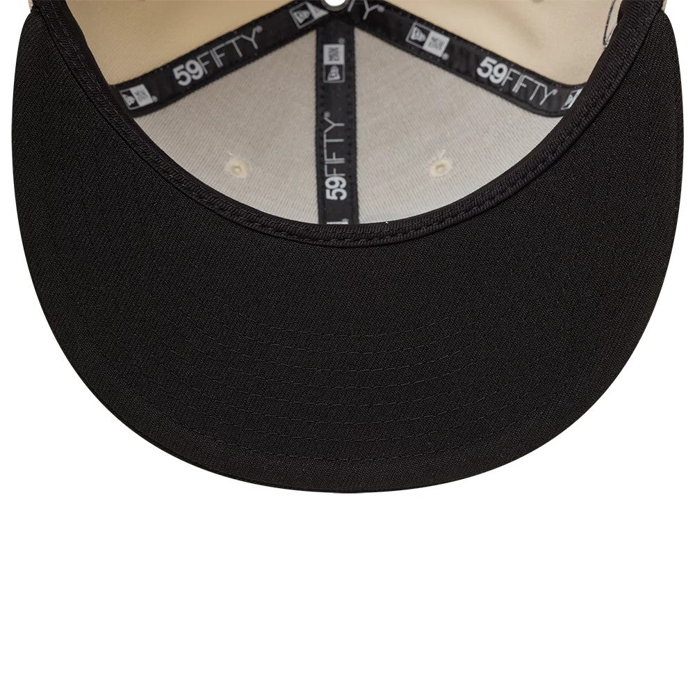 Pictured is this MLB Side Script Chicago White Sox 59FIFTY Fitted cap in cream & navy. 6