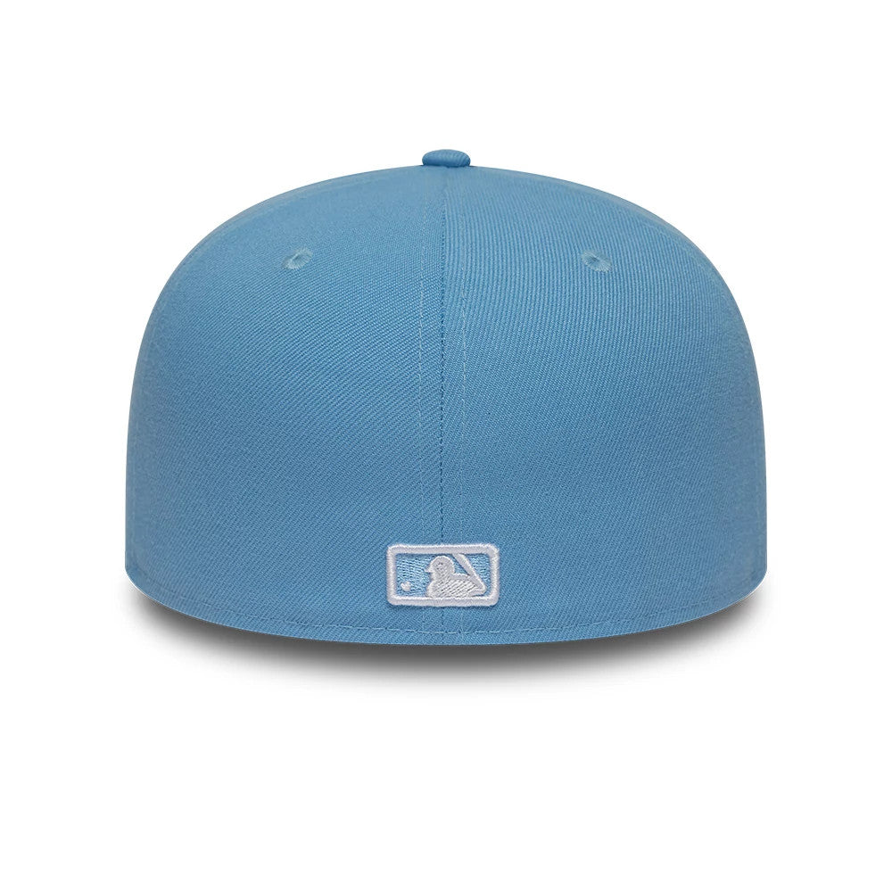 Pictured is this MLB Storm Pattern LA Dodgers 59FIFTY Fitted cap in pastel blue. 4