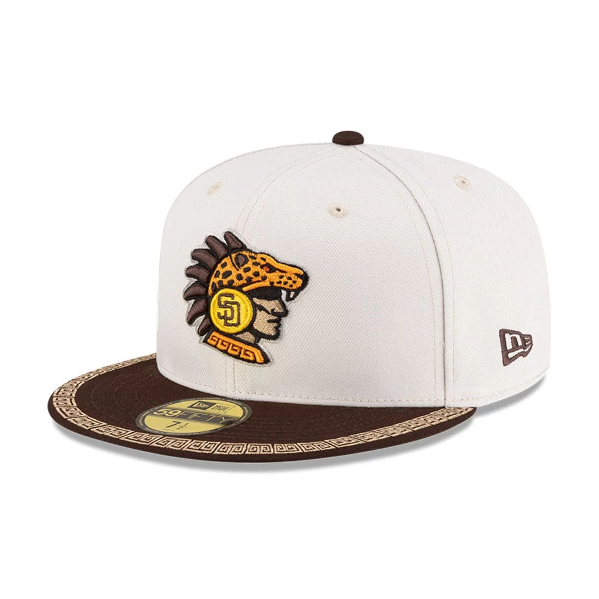Pictured is this MLB Mexico City Series 2026 San Diego Padres 59FIFTY Fitted cap in light beige. 4