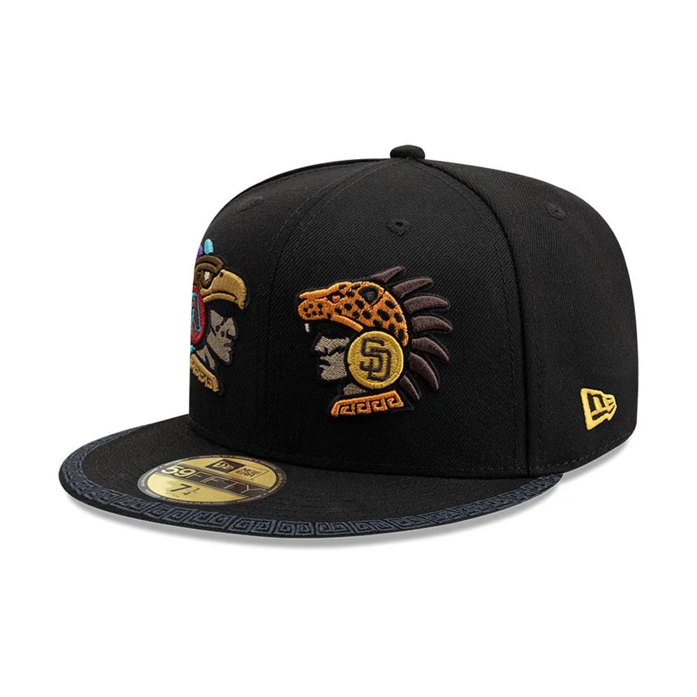 Pictured is this MLB Mexico City Series 2026 MLB Dueling League Logos 59FIFTY Fitted cap in black. 4