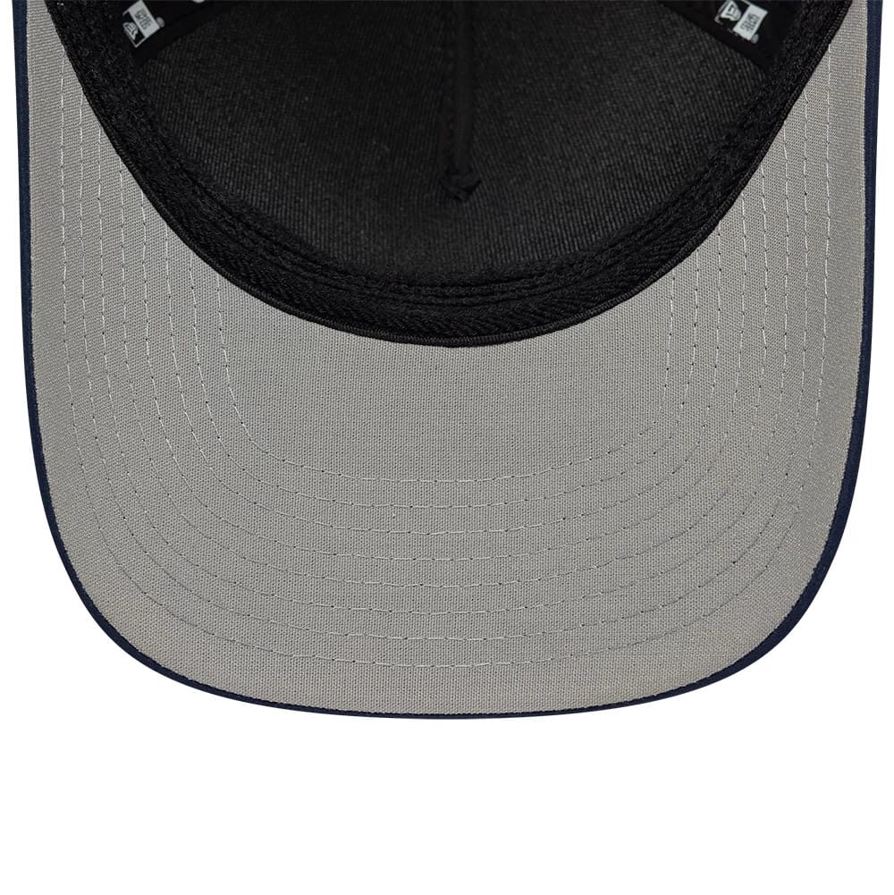 Pictured is this New Era Rubber Patch 39THIRTY M-Crown A-Frame Stretch Fit cap in dark blue. 2