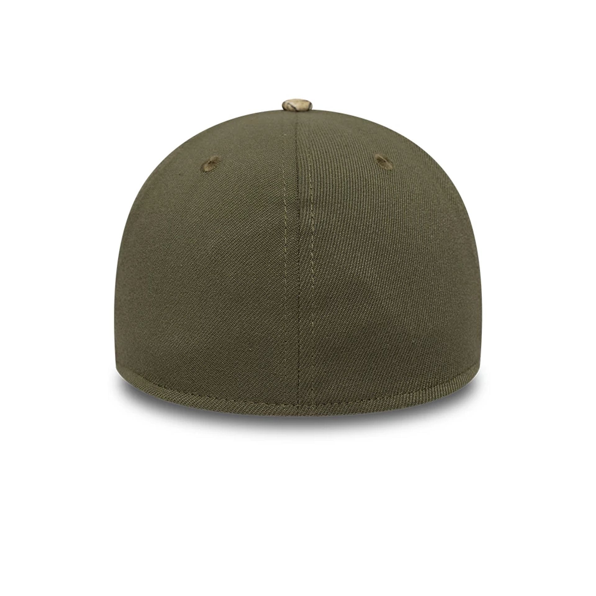 Pictured is this New Era Realtree Edge Camo 39THIRTY M-Crown A-Frame Stretch Fit cap in Realtree Edge camo. 7