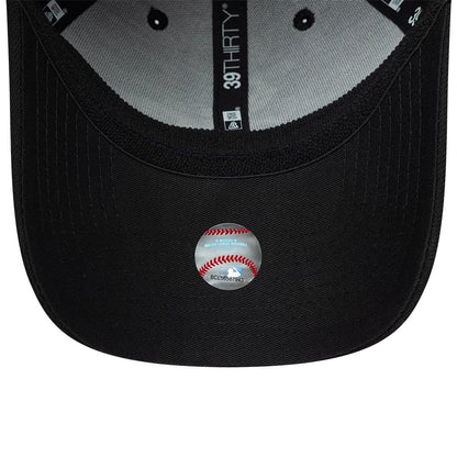 Pictured is this MLB Classic Chicago White Sox 39THIRTY Stretch Fit cap in black. 7