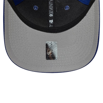 Pictured is this NHL Team Tampa Bay Lightning 9SEVENTY Stretch Snap cap in dark blue. 2