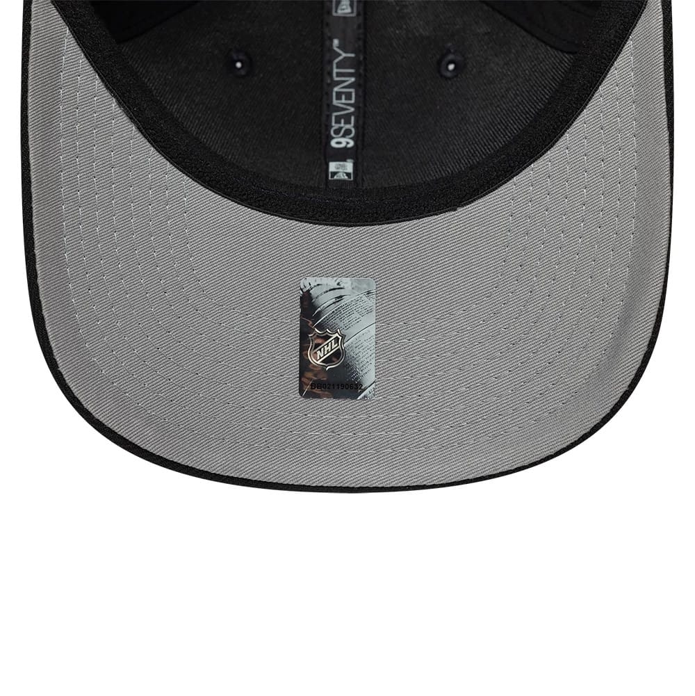 Pictured is this NHL Team Pittsburgh Penguins 9SEVENTY Stretch Snap cap in black. 2