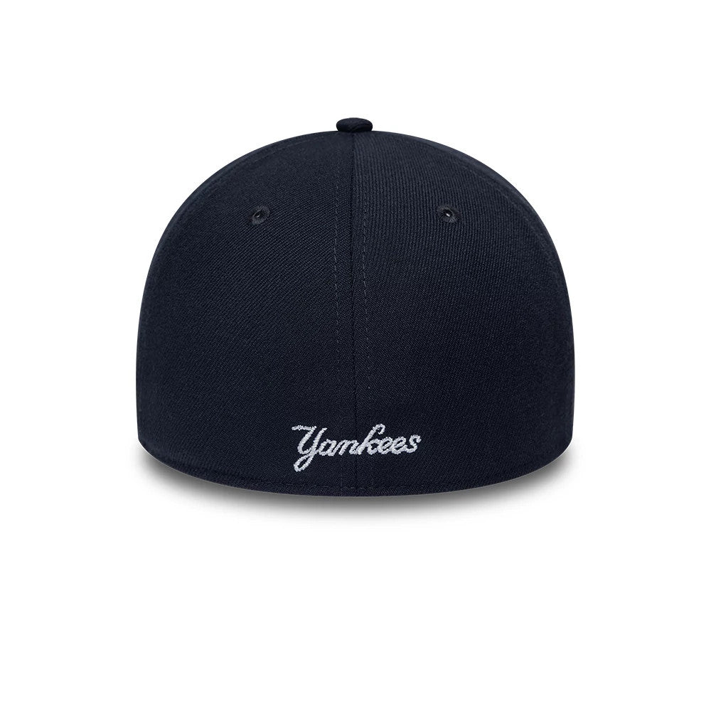 Pictured is this MLB Classic New York Yankees 39THIRTY Stretch Fit cap in navy. 4