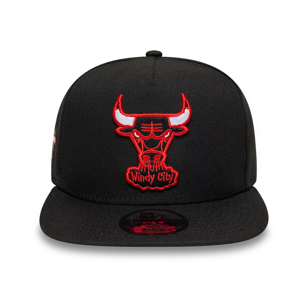 Pictured is this NBA Hardwood Classic Chicago Bulls 9FIFTY A-Frame Snapback cap in black. 3