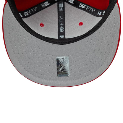 Pictured is this NHL Basic Chicago Blackhawks 59FIFTY Fitted cap in red. 2
