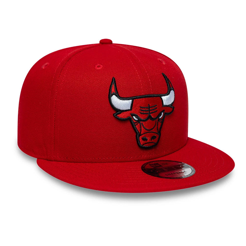 Pictured is this NBA Chicago Bulls 9FIFTY Snapback cap in red. 3