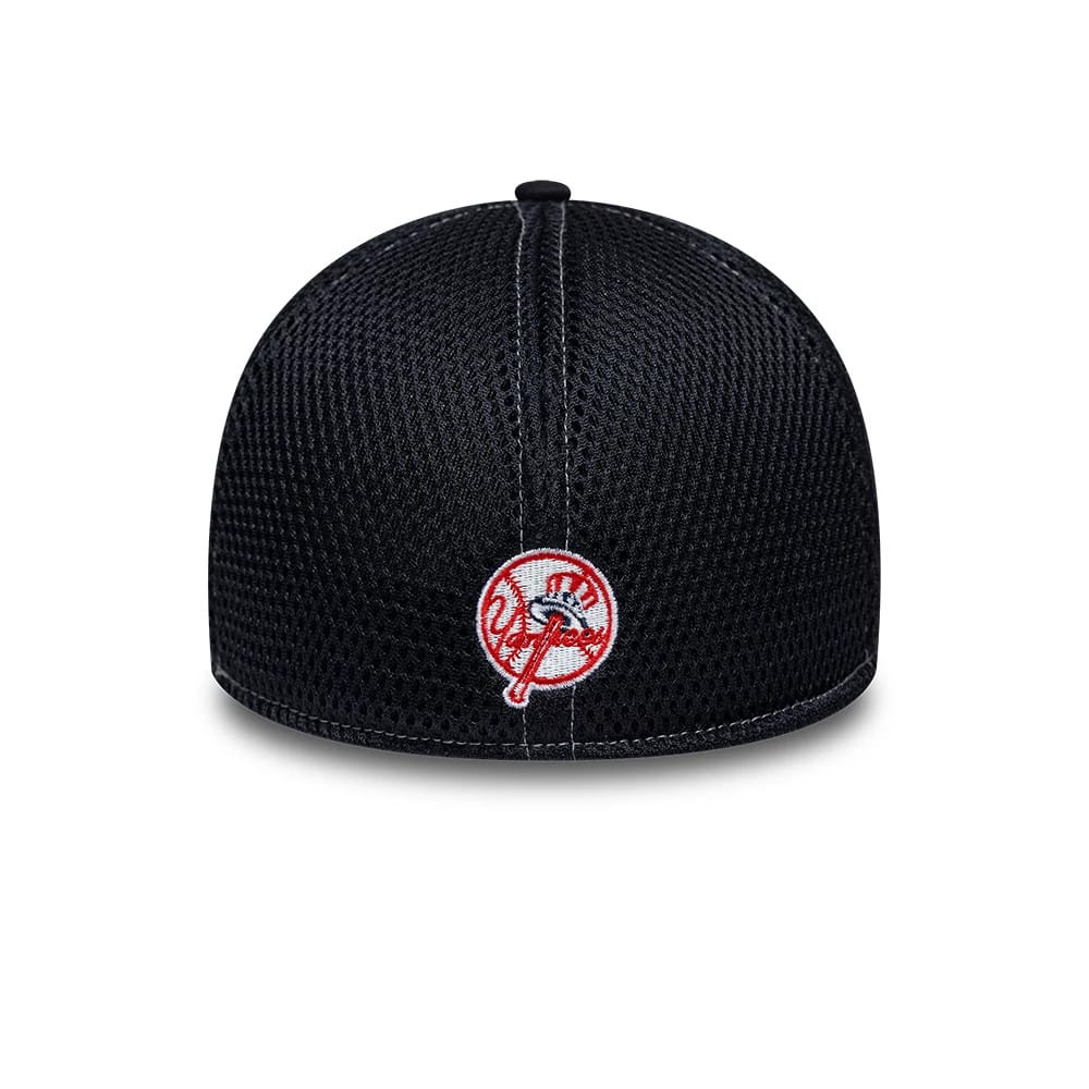 Pictured is this MLB Neo New York Yankees 39THIRTY Stretch Fit cap in navy. 4