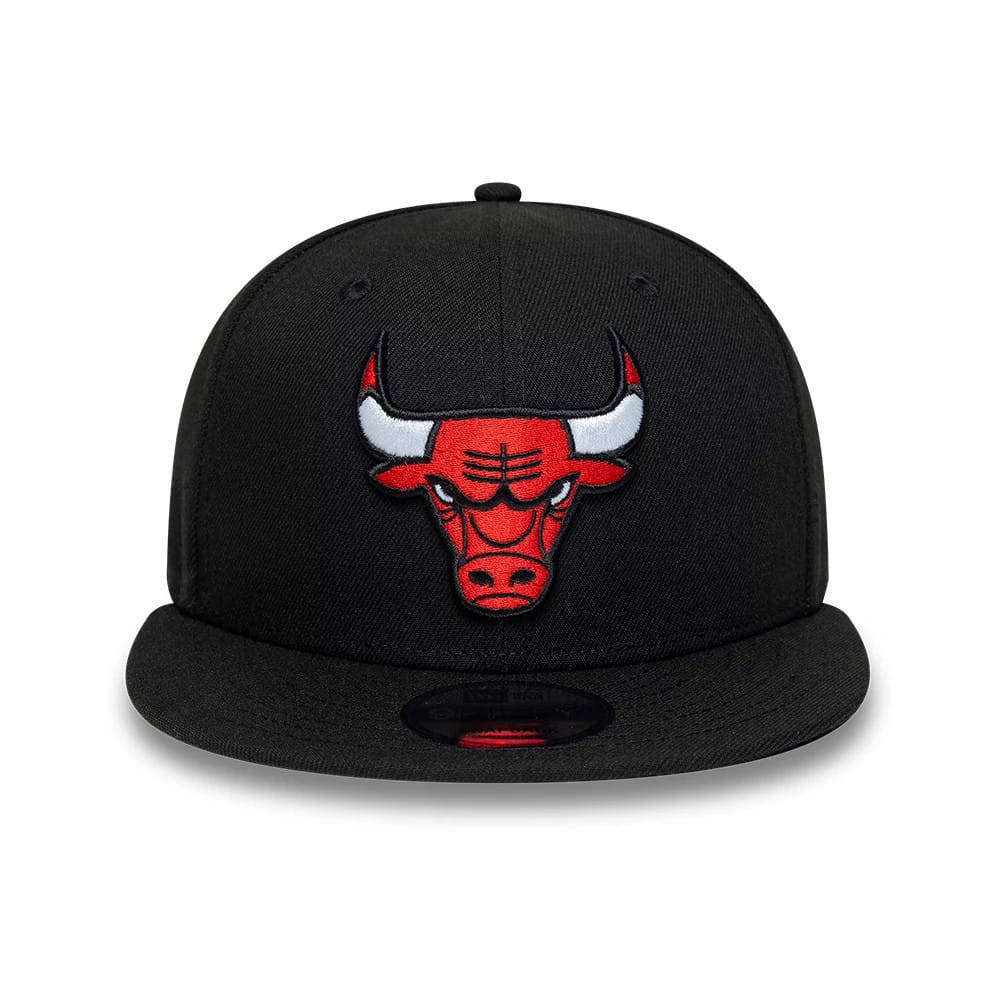 Pictured is this NBA Chicago Bulls 9FIFTY Snapback cap in black. 2