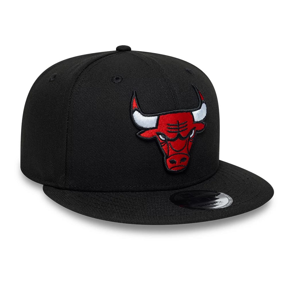 Pictured is this NBA Chicago Bulls 9FIFTY Snapback cap in black. 3