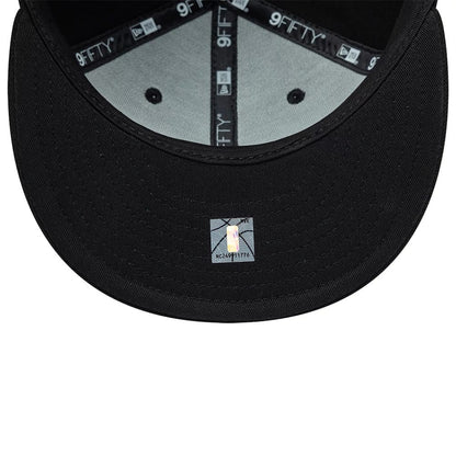 Pictured is this NBA Chicago Bulls 9FIFTY Snapback cap in black. 7