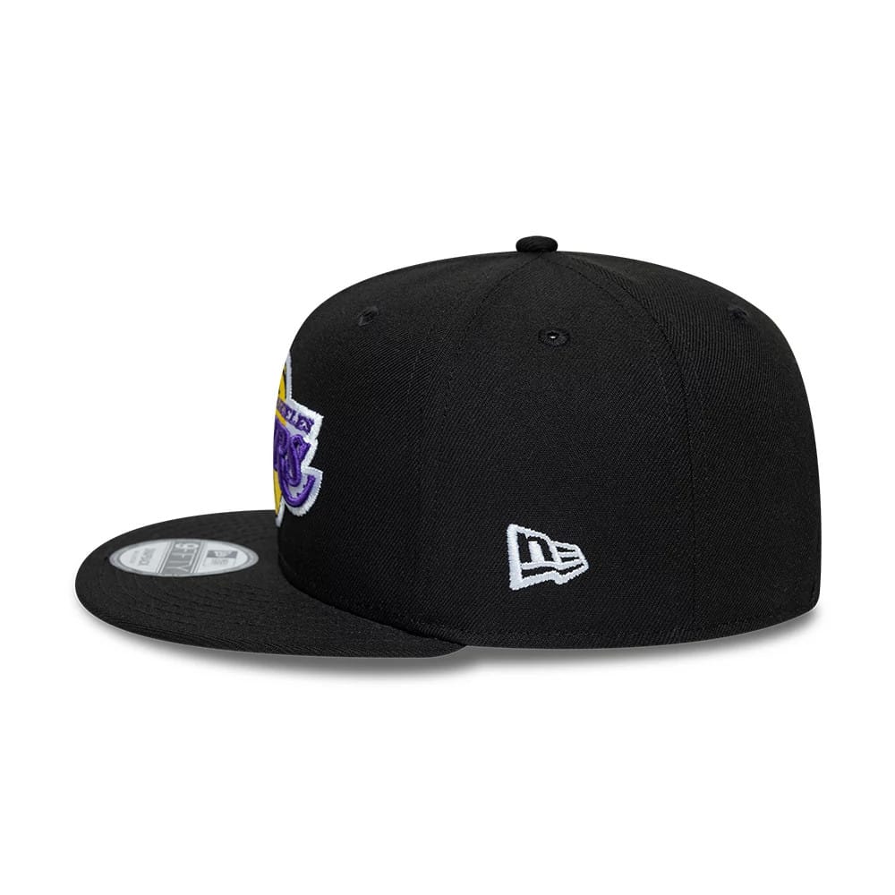 Pictured is this NBA LA Lakers 9FIFTY Snapback cap in black. 5