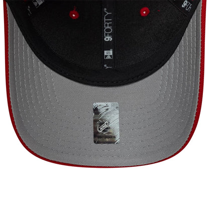Pictured is this NHL Team Chicago Blackhawks 9FORTY M-Crown cap in red. 2