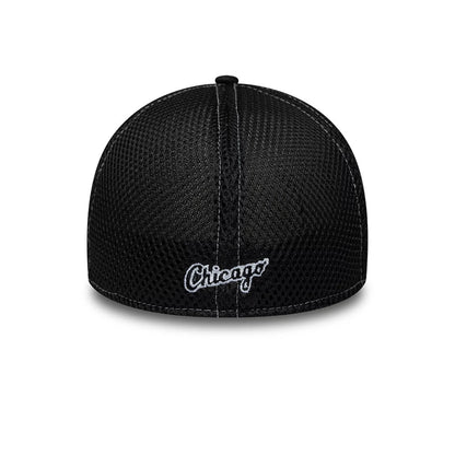 Chicago White Sox MLB Neo Black New Era 39THIRTY Stretch Fit Cap, rear view showing white embroidered Chicago text centred on the back mesh panels, with a curved black visor and six-panel design featuring seams.