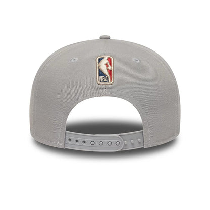 Pictured is this NBA Hardwood Classic San Antonio Spurs 9FIFTY A-Frame Snapback cap in grey. 6
