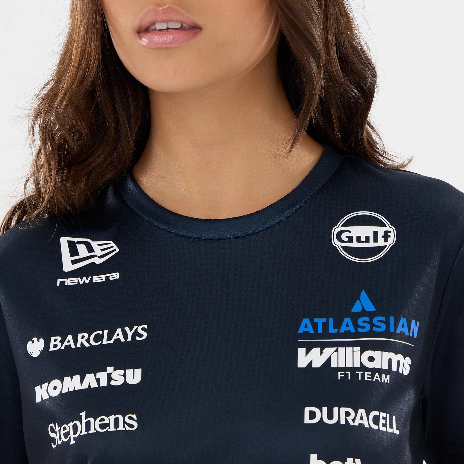 The model is wearing this Womens Williams GB Race Special Tech T-Shirt  in navy. 3