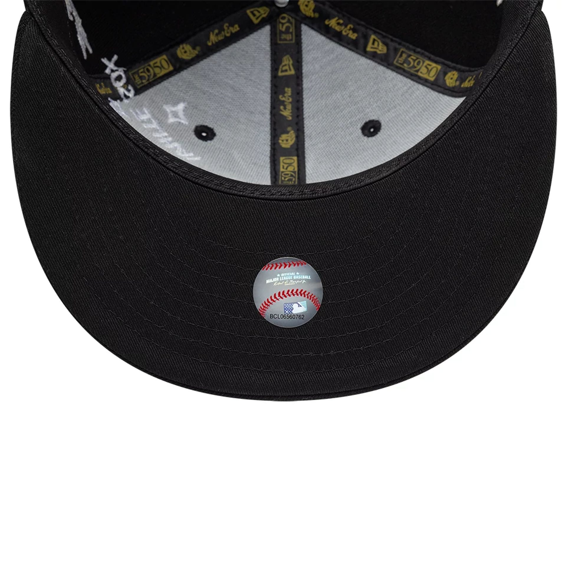 Pictured is this MLB Scribble Chicago White Sox 59FIFTY Fitted cap in black. 7