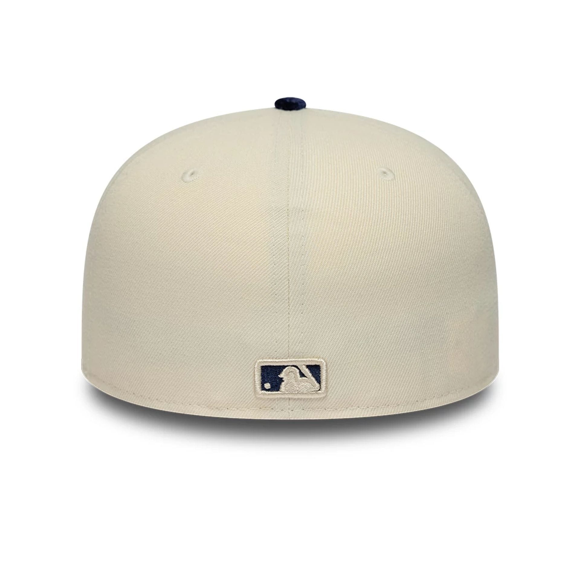 Pictured is this MLB Paisley Visor New York Yankees 59FIFTY Fitted cap in Cream. 5