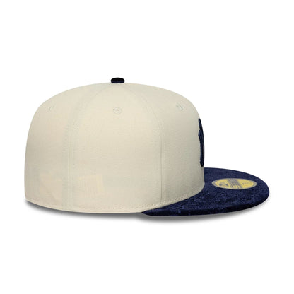 Pictured is this MLB Paisley Visor New York Yankees 59FIFTY Fitted cap in Cream. 8