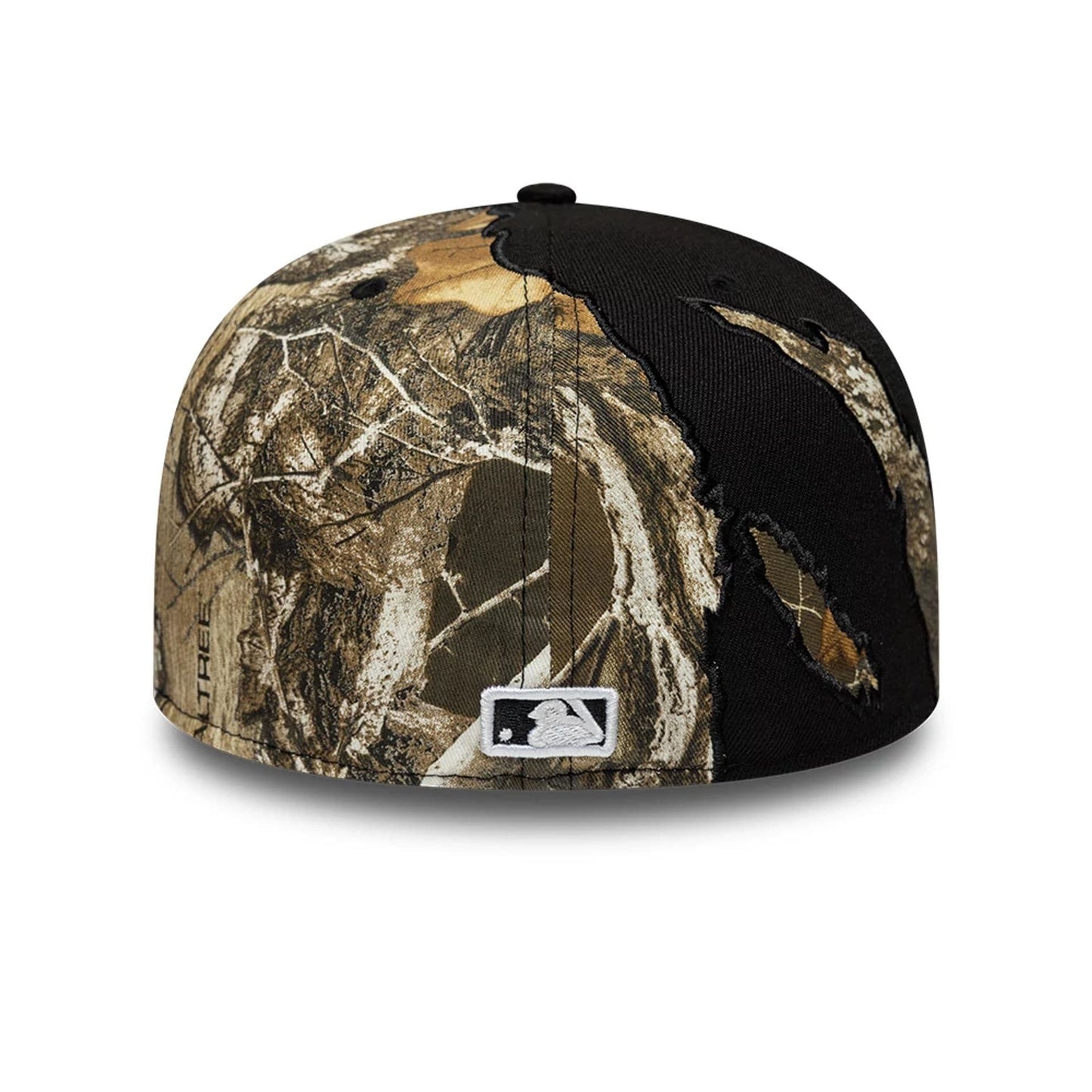 Pictured is this MLB Split Realtree Chicago White Sox 59FIFTY A-Frame Fitted cap in black. 4
