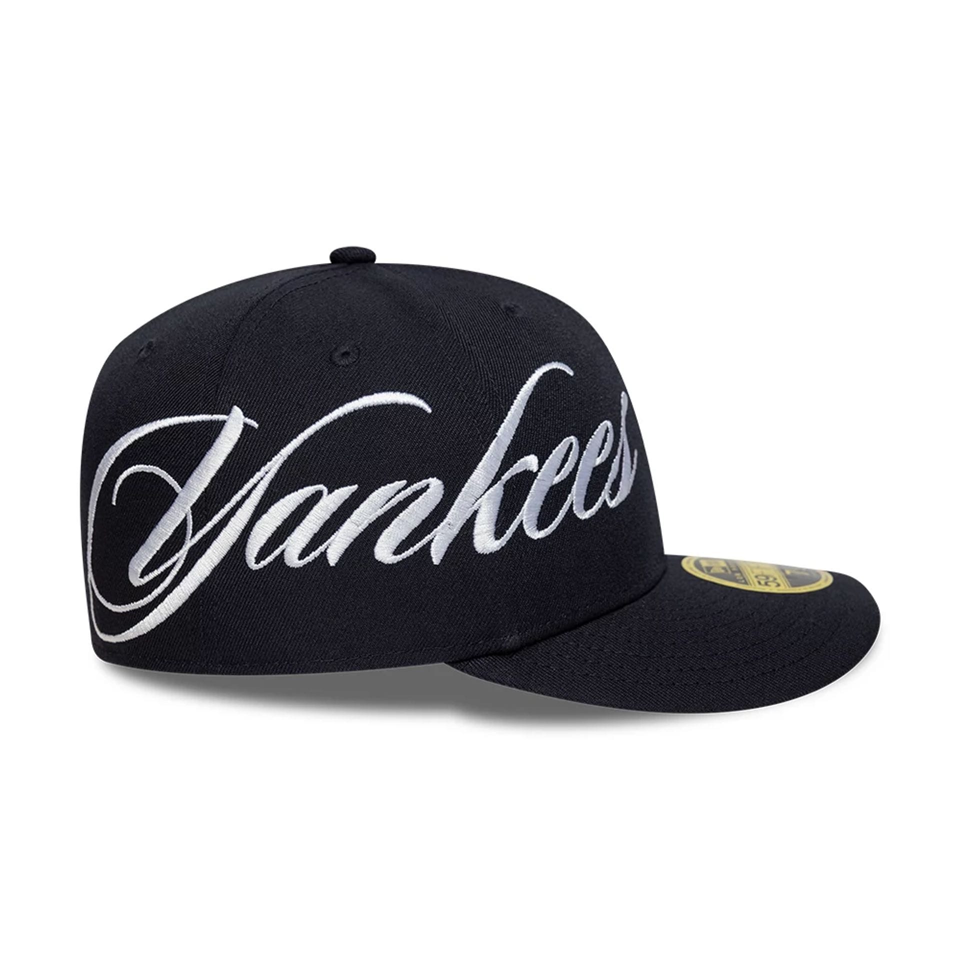 Pictured is this MLB Side Script New York Yankees Low Profile 59FIFTY Fitted cap in navy. 5