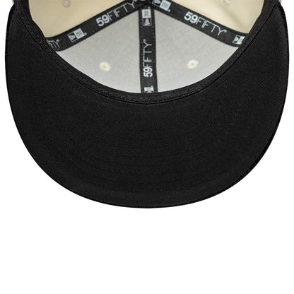 Pictured is this New Era Paisley Visor 59FIFTY Fitted cap in light beige. 6