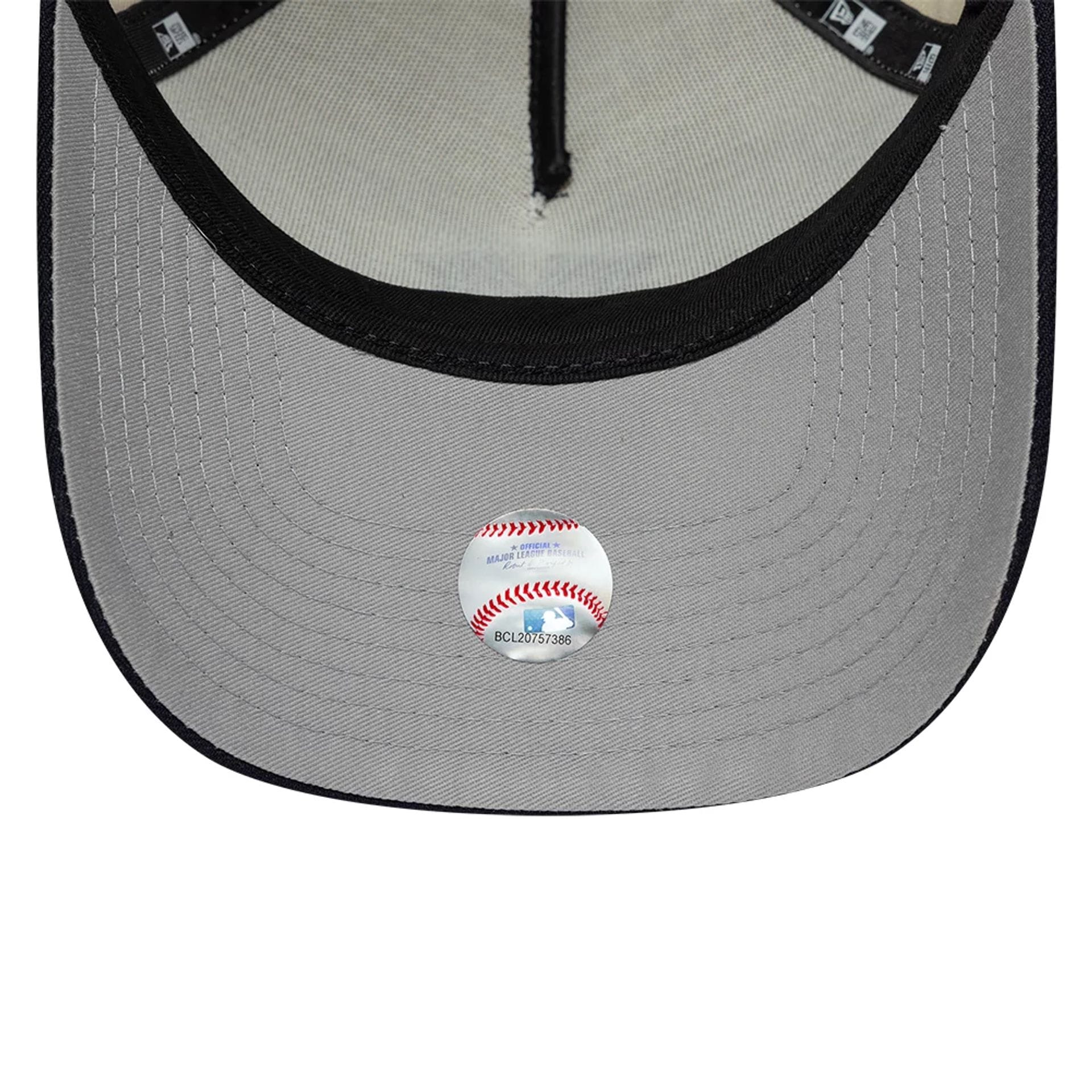 Pictured is this MLB Side Hit New York Yankees 9FORTY E-Frame cap in Cream . 2