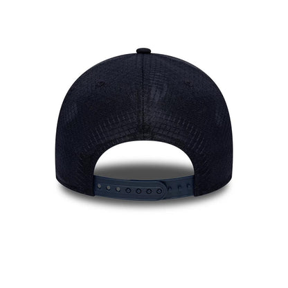 Pictured is this Retro Goal Keeper Chelsea FC Lion Crest 9TWENTY A-Frame cap in navy. 4