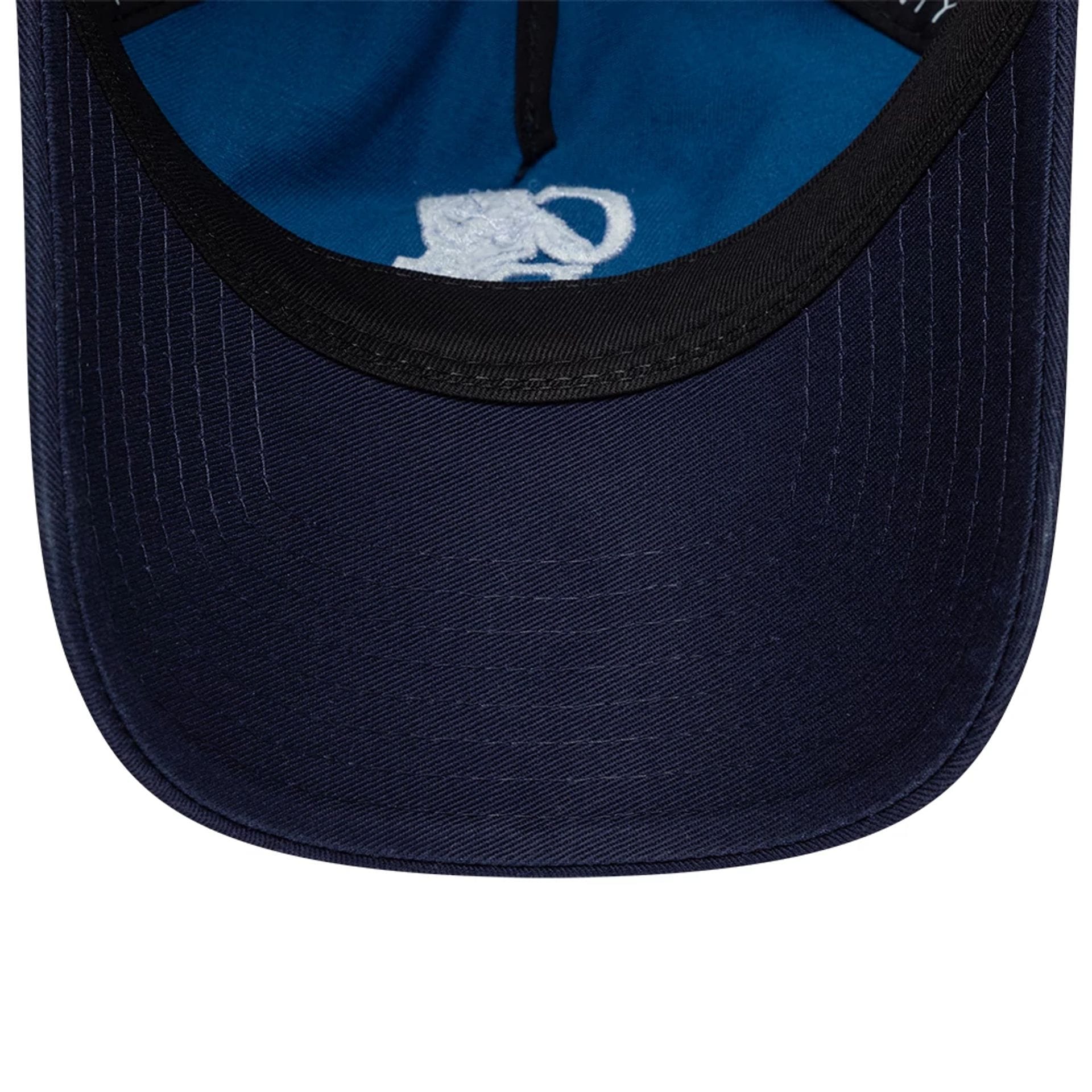 Pictured is this Retro Goal Keeper Chelsea FC Lion Crest 9TWENTY A-Frame cap in blue. 7