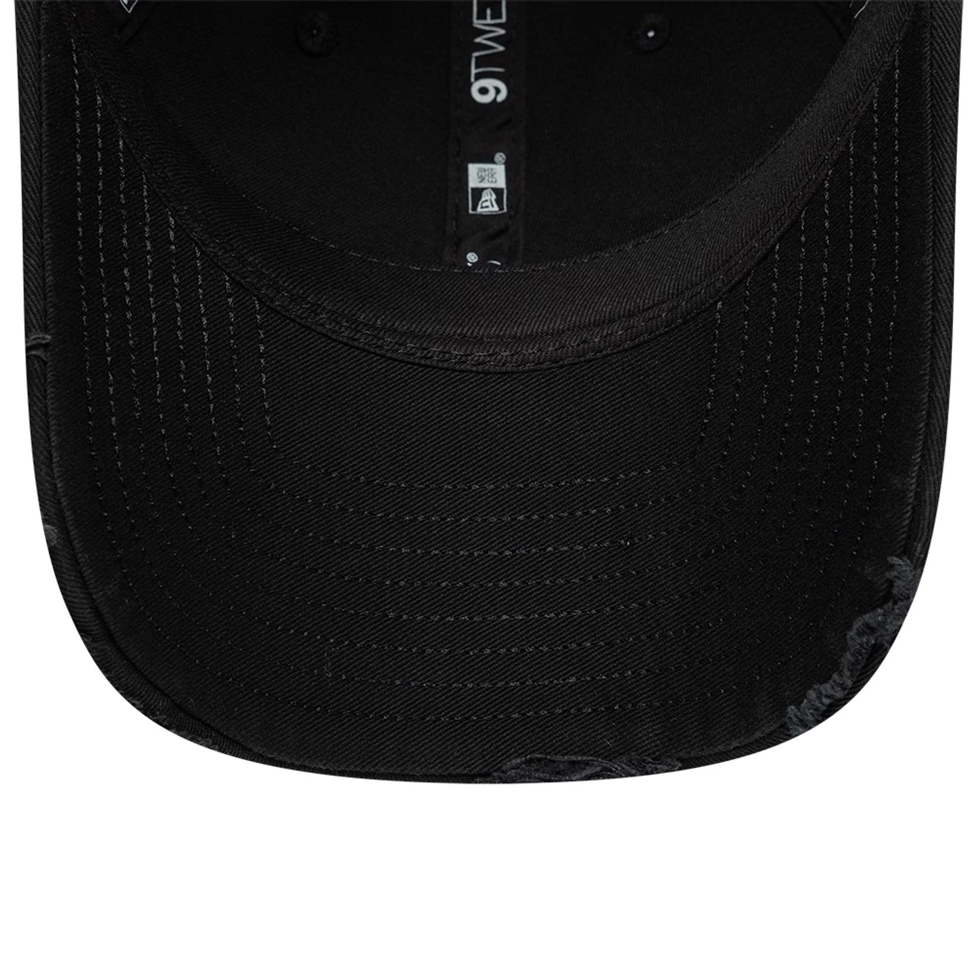 Pictured is this Washed Graphic 24HR Le Mans 9TWENTY cap in black. 6