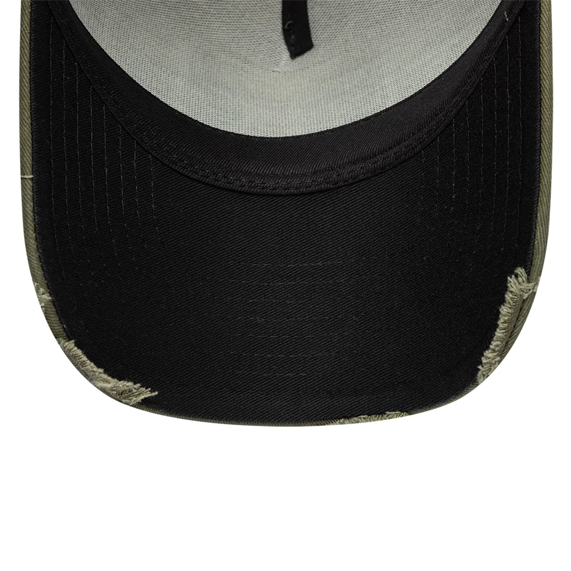 Pictured is this Washed Graphic 24HR Le Mans 9FORTY A-Frame Trucker cap in green. 5