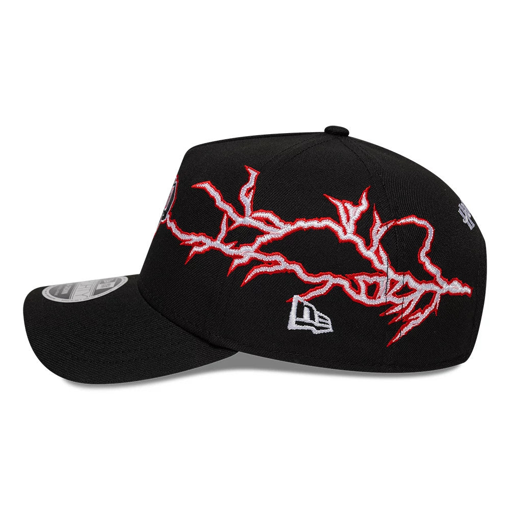Pictured is this Harry Potter Duel 9FORTY M-Crown A-Frame cap in black. 6