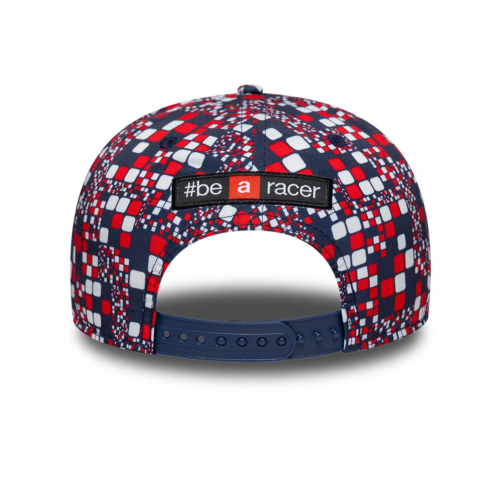 Pictured is this Aprilia Replica Silverstone Race Special 9SEVENTY Stretch Snap cap in blue. 5