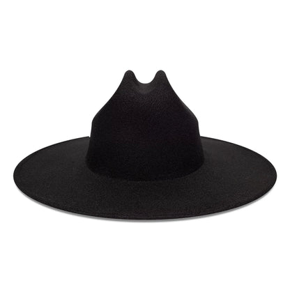Pictured is this MLB New York Yankees Wide Brim Fedora cap in black. 4