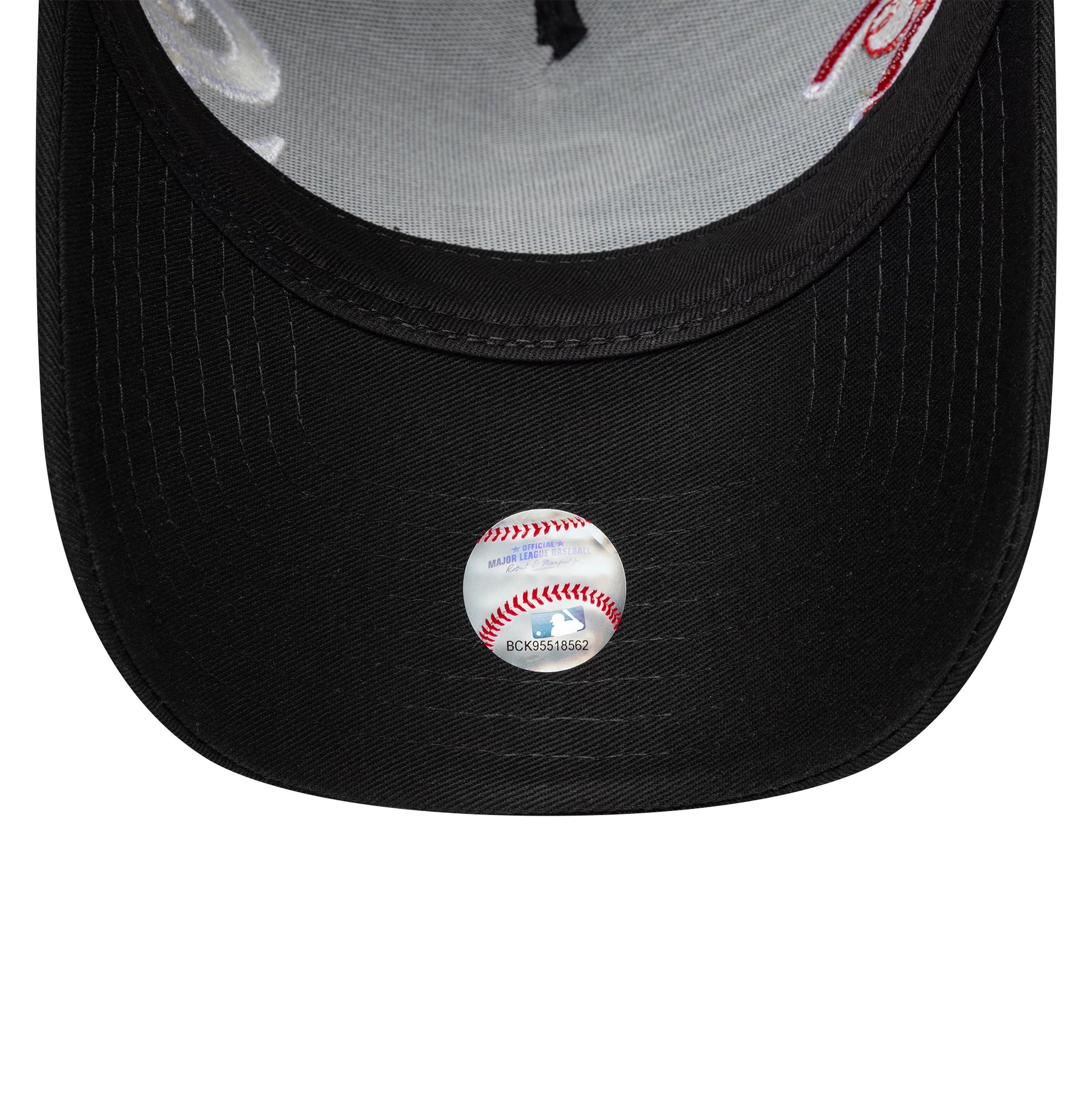 Pictured is this MLB Patch Chicago White Sox 9FORTY A-Frame Trucker cap in black. 9